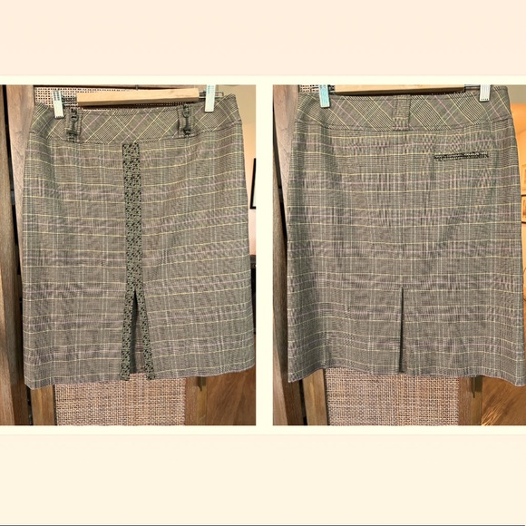 Karen Millen Houndstooth pencil skirt with bronze hardware - Picture 3 of 7